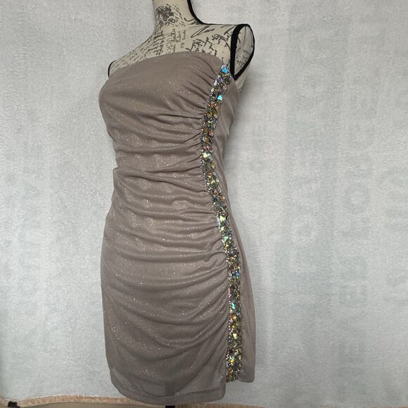 Teeze Me Women Strapless Glittery Ruched Bodycon Mini Dress Sz 11 Embellished - Picture 1 of 7